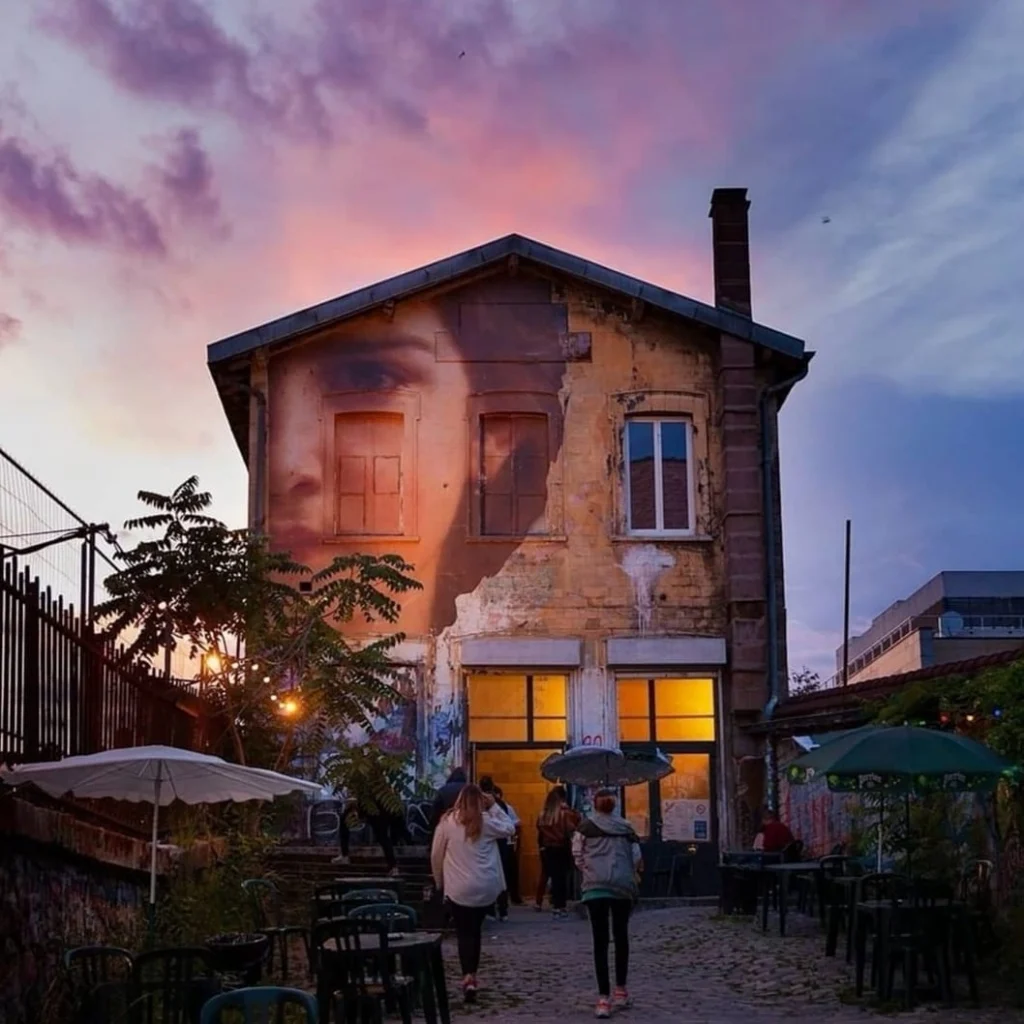 La Gare – Le Gore
